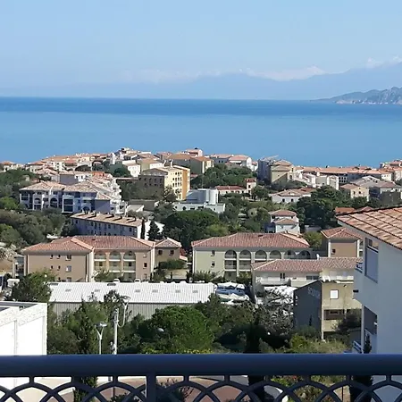 T2 Magnifique Vue LʼÎle-Rousse